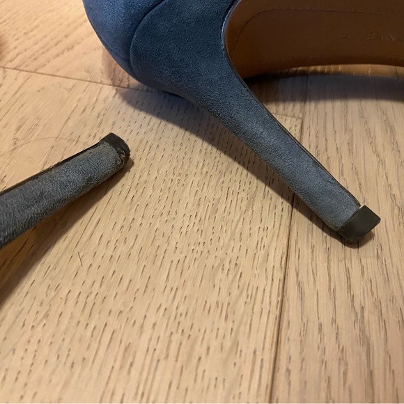Banana republic suede heels - Picture 7 of 8